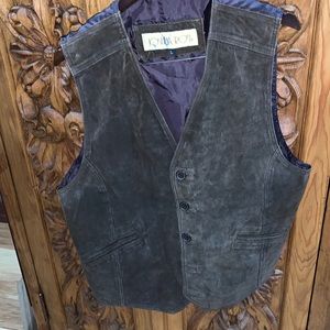 EUC Joshua Ross large leather suede brown vest